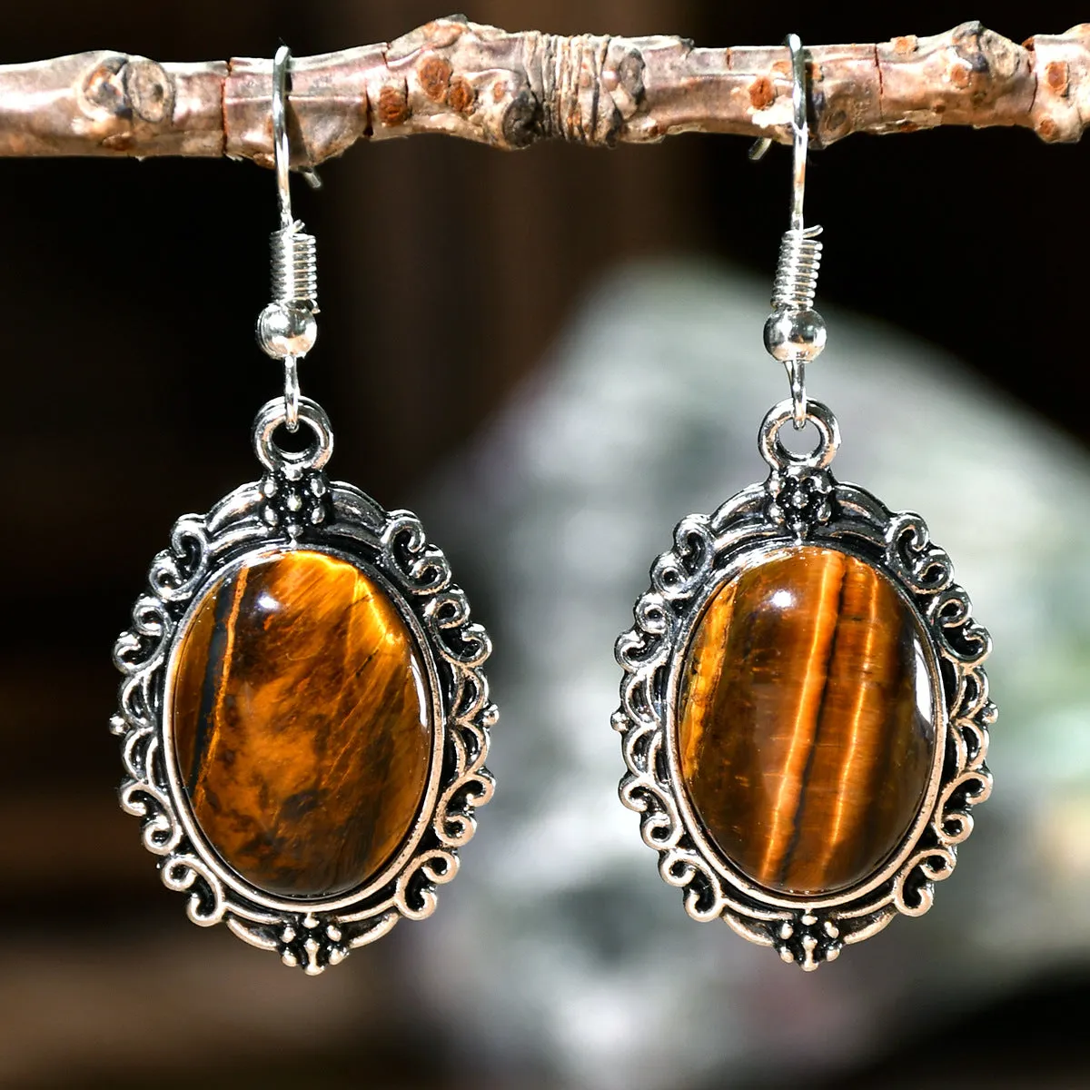 Wholesale retro hollow crystal natural stone pendant earrings