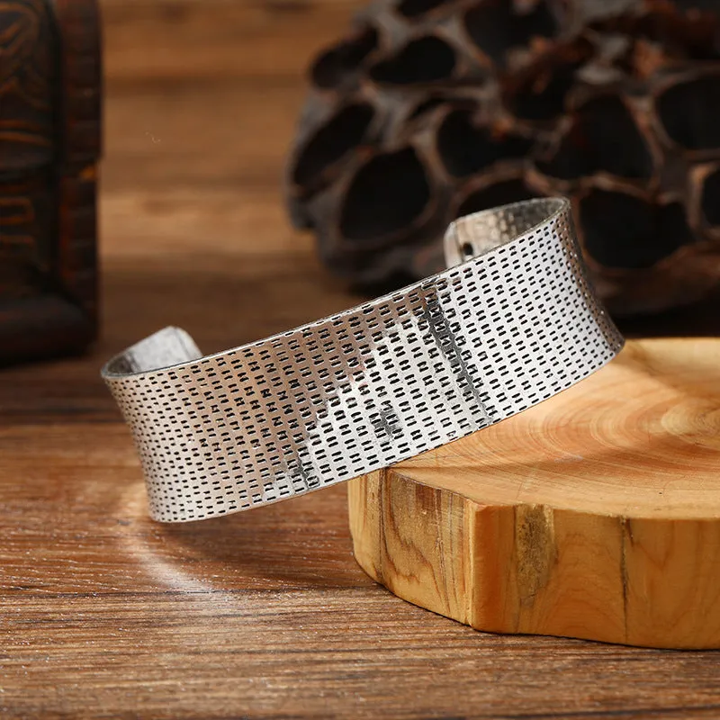 Wholesale Retro metal wide open personality ethnic style silver exotic middle and ancient accessories