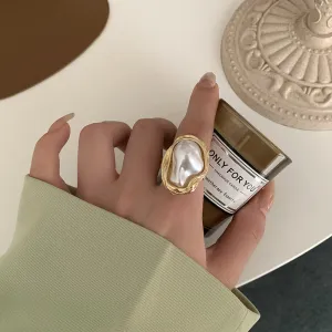 Wholesale retro shaped pearl ring Open tail ring