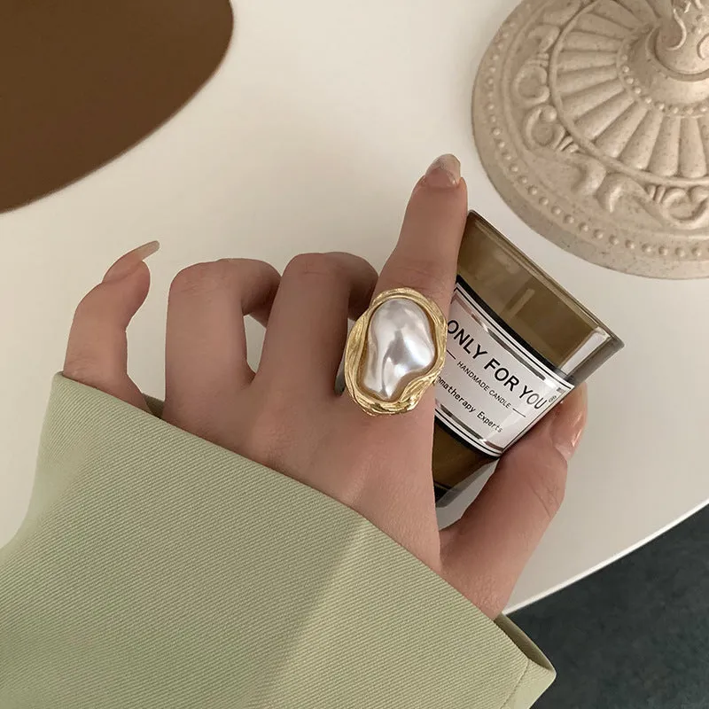 Wholesale retro shaped pearl ring Open tail ring