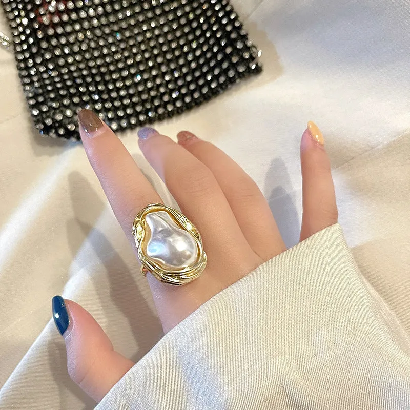 Wholesale retro shaped pearl ring Open tail ring