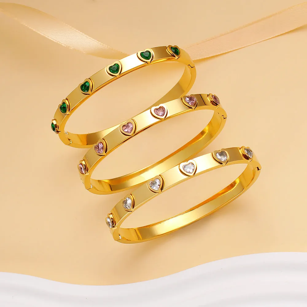 Wholesale Retro Stainless Steel 18K Gold -inlaid Peach Heart Dale Caps Bracelet
