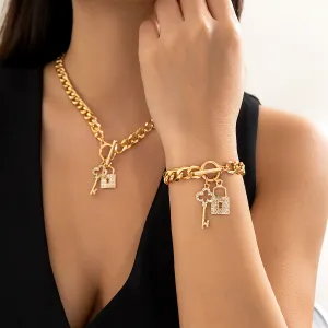 Wholesale Rhinestone Heart Tassel Alloy Bracelets