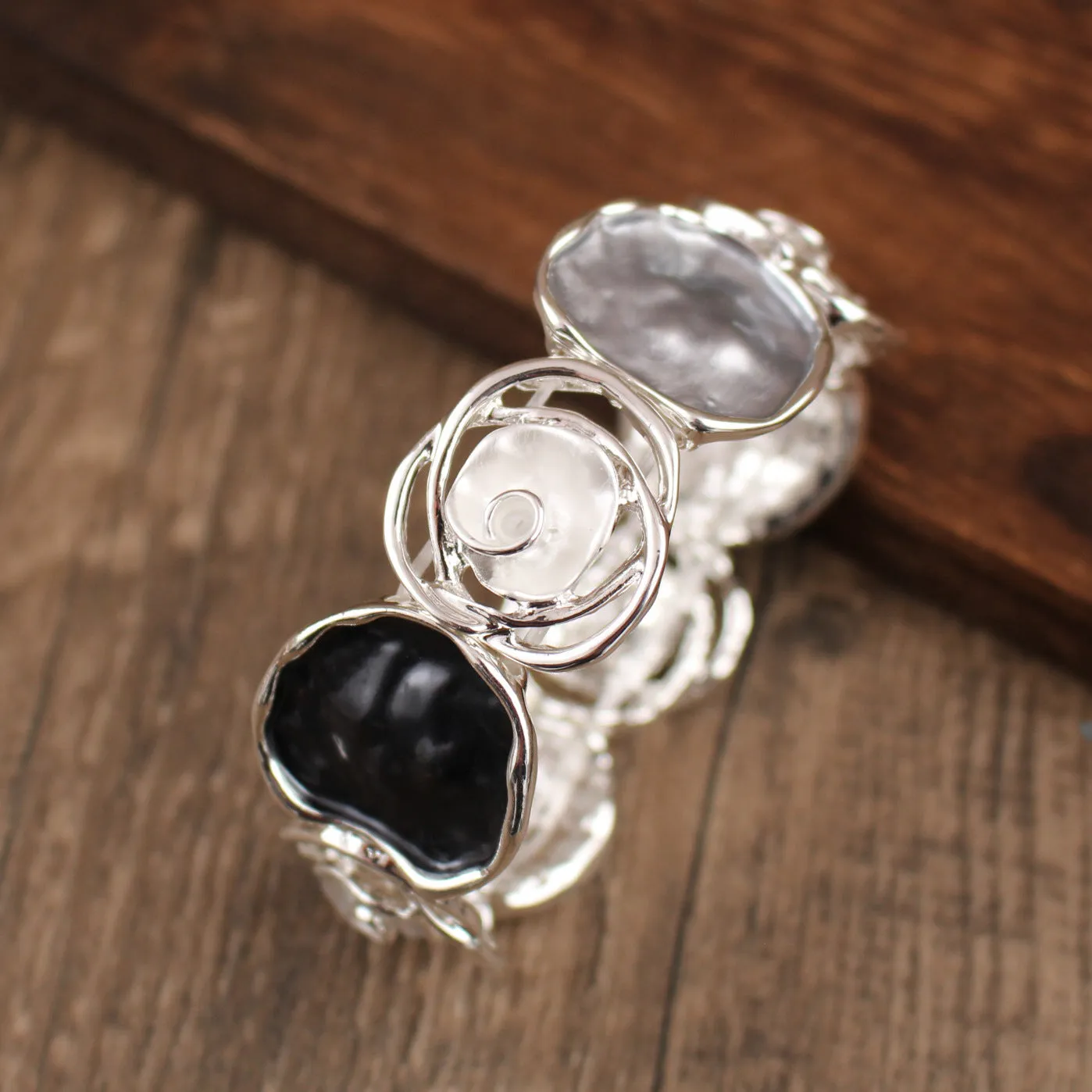 Wholesale Rose Flower Hollow Stitching Alloy Bracelet