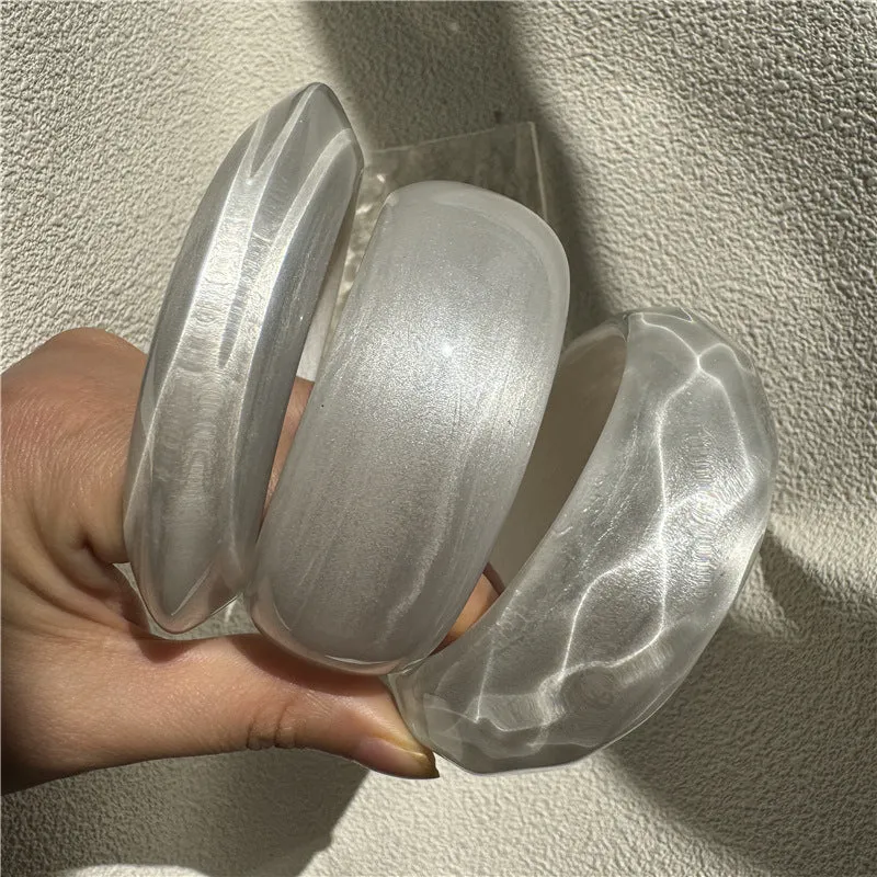 Wholesale Round Colorful Acrylic Bracelet Irregular Casual Round Jelly Color Resin Bracelet