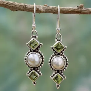 Wholesale S925 Plated Vintage Silver Pearl Square Diamond Long Earrings