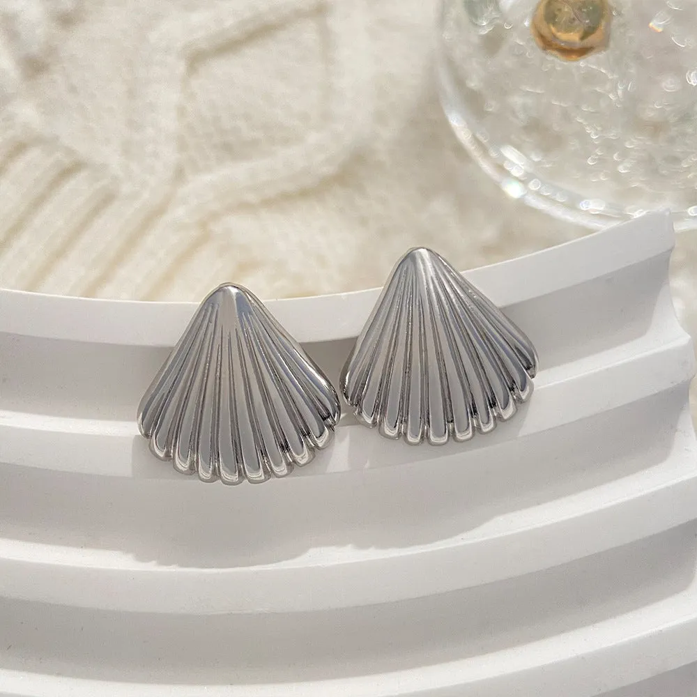 Wholesale Shell Alloy Earrings