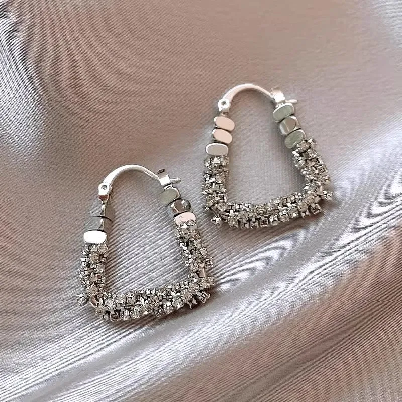 Wholesale Silver Alloy Ear Buckles