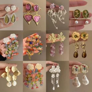 Wholesale Silver Needle Diamond Crystal Pearl Alloy Earrings