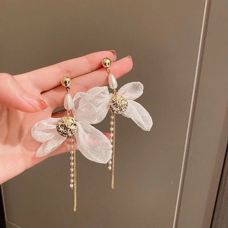 Wholesale Silver Needle Diamond Crystal Pearl Alloy Earrings