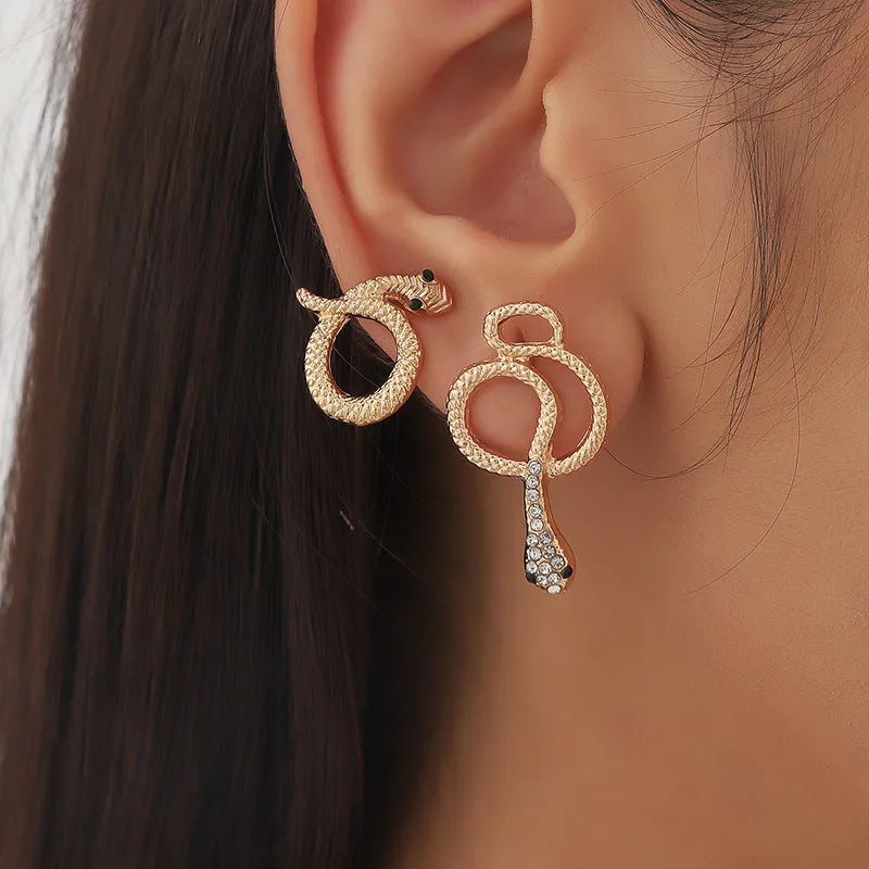 Wholesale Silver Needle Long Micro-encrusted Diamond Retro Snake Earrings