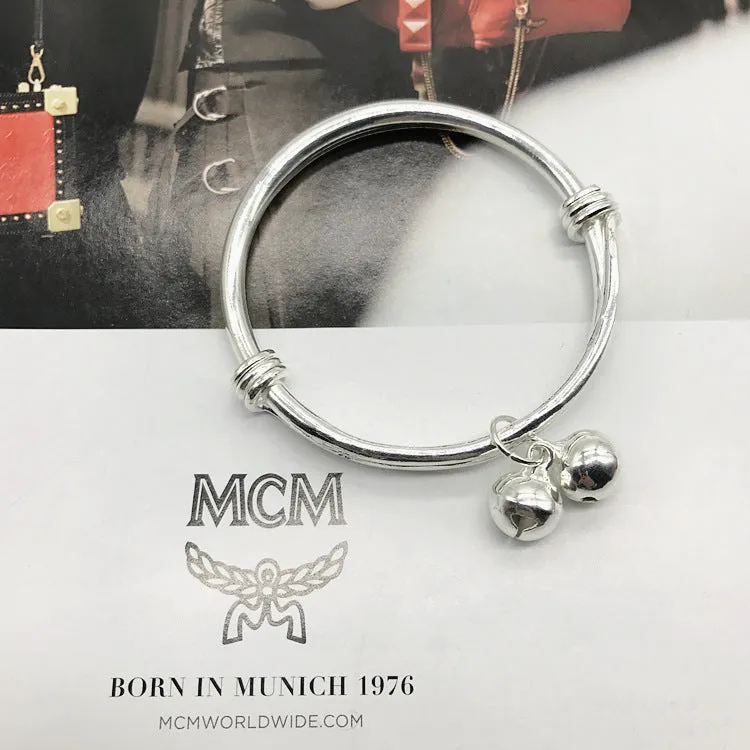 Wholesale  silver simple fashion smooth versatile push-pull bracelet accessories