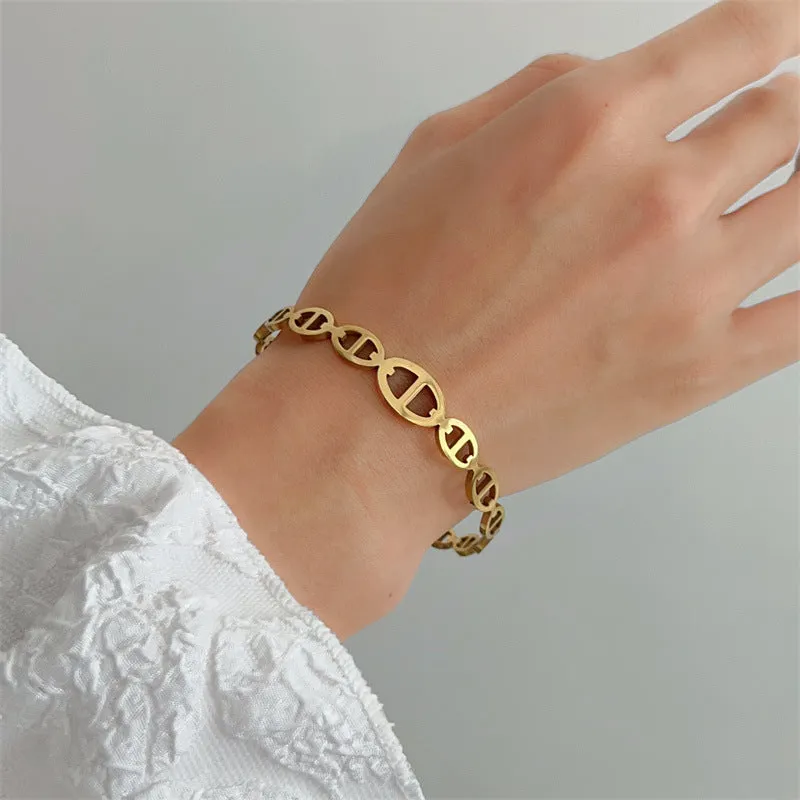 Wholesale Snake-shaped Titanium Steel Bracelet Personalized Opening Bracelet OLY Exclusive