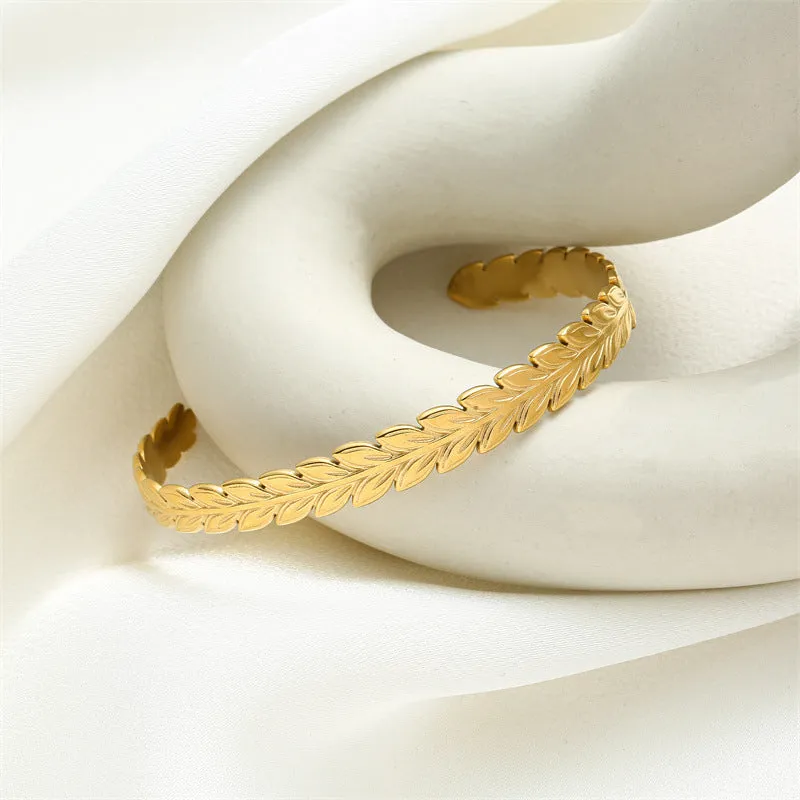 Wholesale Snake-shaped Titanium Steel Bracelet Personalized Opening Bracelet OLY Exclusive