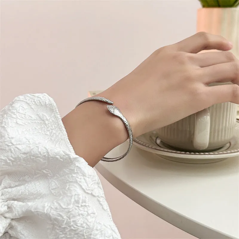 Wholesale Snake-shaped Titanium Steel Bracelet Personalized Opening Bracelet OLY Exclusive
