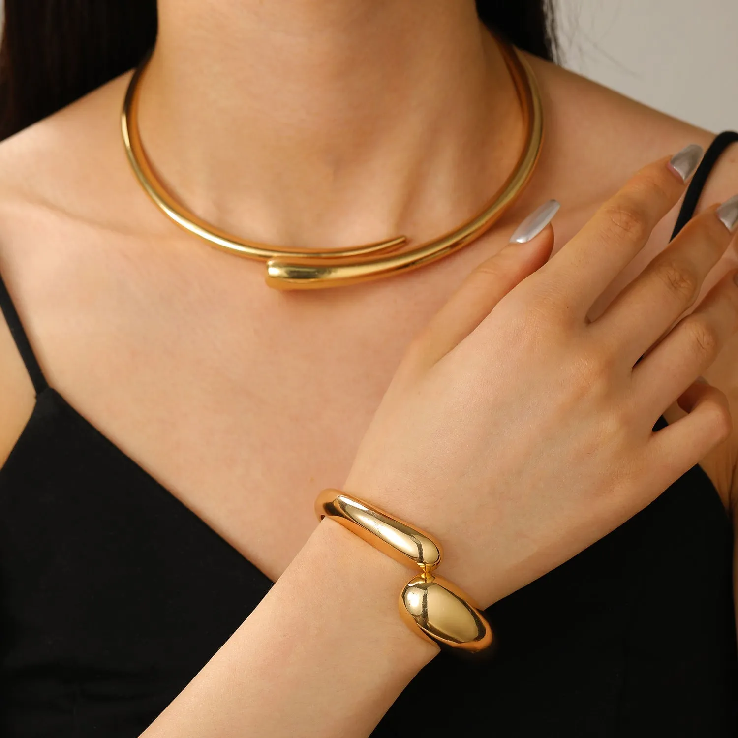 Wholesale suit Golden Glow Irregular Bracelet