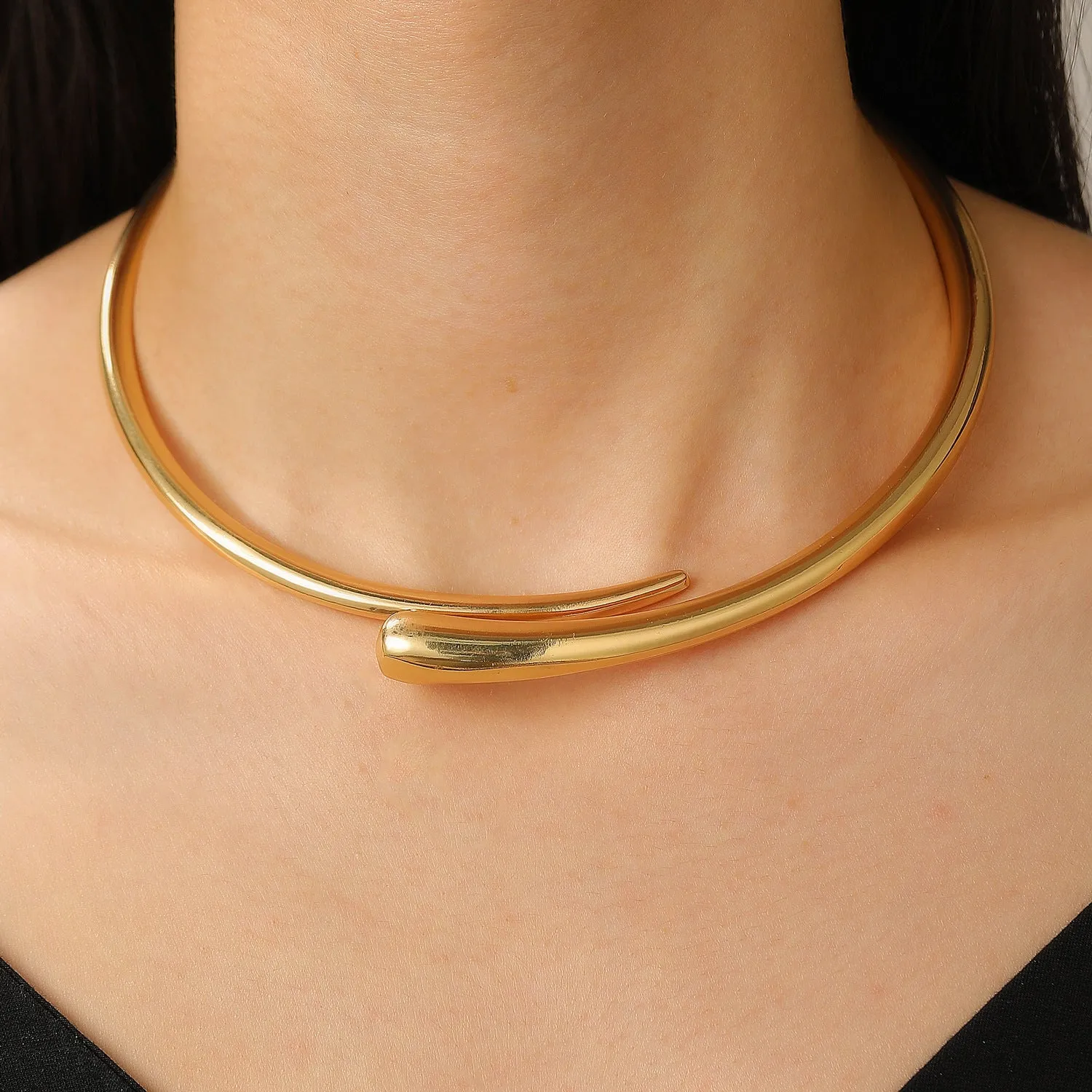 Wholesale suit Golden Glow Irregular Bracelet