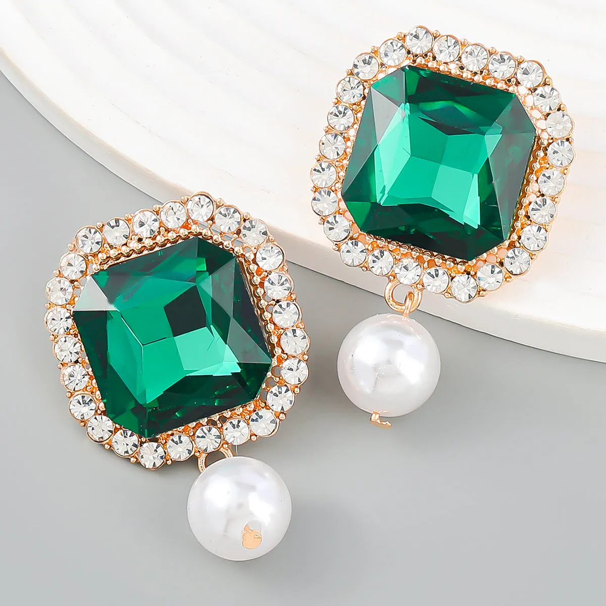Wholesale Super Flash Claw Chain Square Alloy Diamond Pearl Earrings