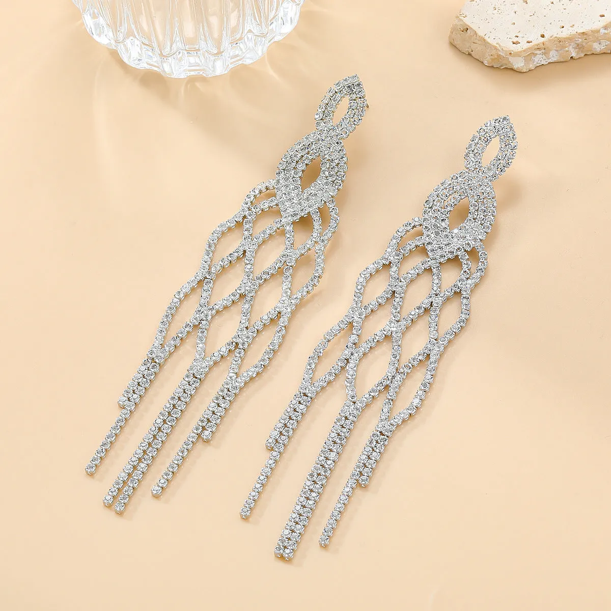 Wholesale Tassel Full Diamond Mesh Exaggerated Claw Chain Long Zircon Earrings