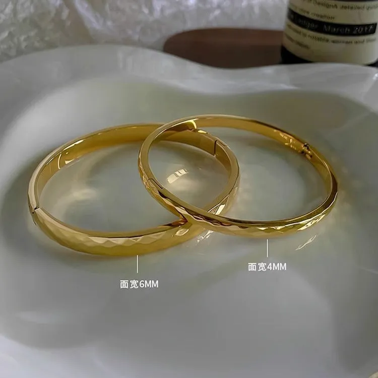 Wholesale Titanium Steel Diamond Buckle Bracelet