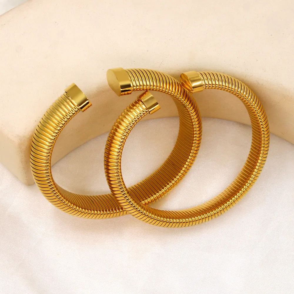 Wholesale Titanium Steel Open Fashion Versatile Gold Plated Bracelet