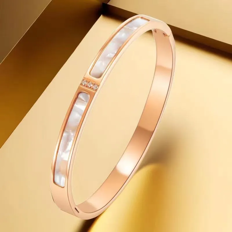 Wholesale Titanium Steel Rose Gold Inlaid Diamond Non Fading Bracelets