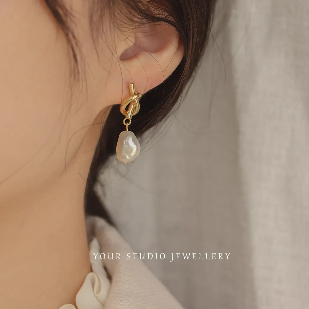 Wholesale Vintage Baroque Pearl Earrings