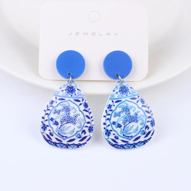 Wholesale Vintage Blue and White Porcelain Fragments Acrylic Earrings