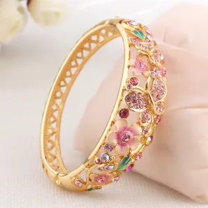Wholesale Vintage Butterfly Hollow Gold-plated Colorful Bracelet
