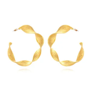 Wholesale Vintage C-shaped Twist Twisted Metal Earrings