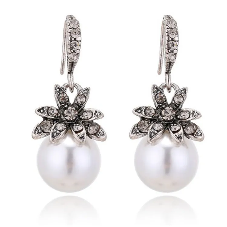 Wholesale Vintage Creative Pearl Sunflower Diamond Earrings
