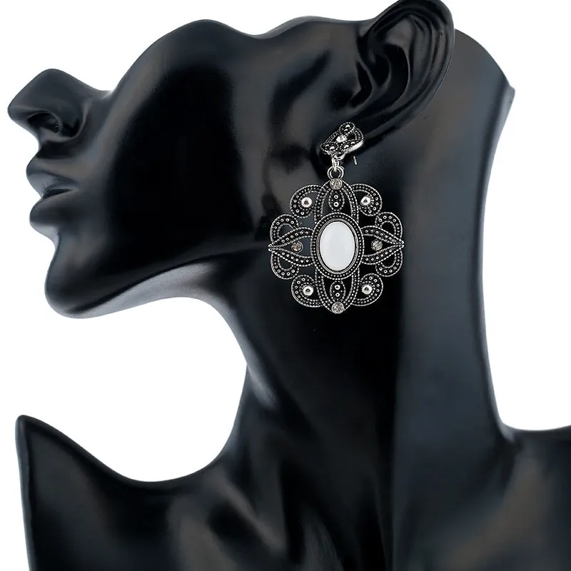 Wholesale Vintage Crystal Cat's eye Alloy Ear Studs