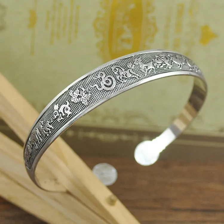Wholesale Vintage elephant carved open women's dragon and phoenix bracelet ethnic style Tibetan silver bracelet Miao silver bracelet