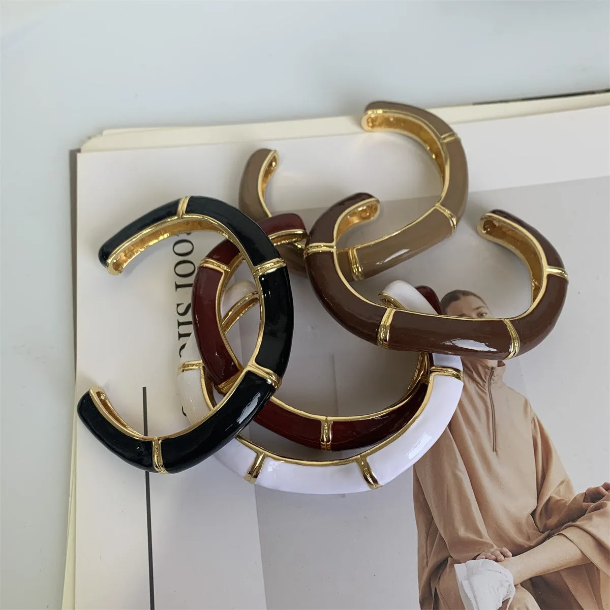 Wholesale Vintage enamel oil drip irregular wave open bracelet
