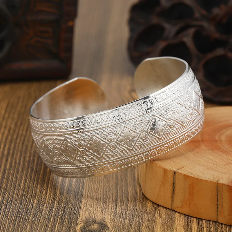 Wholesale Vintage Ethnic Style Miao Silver Bracelet
