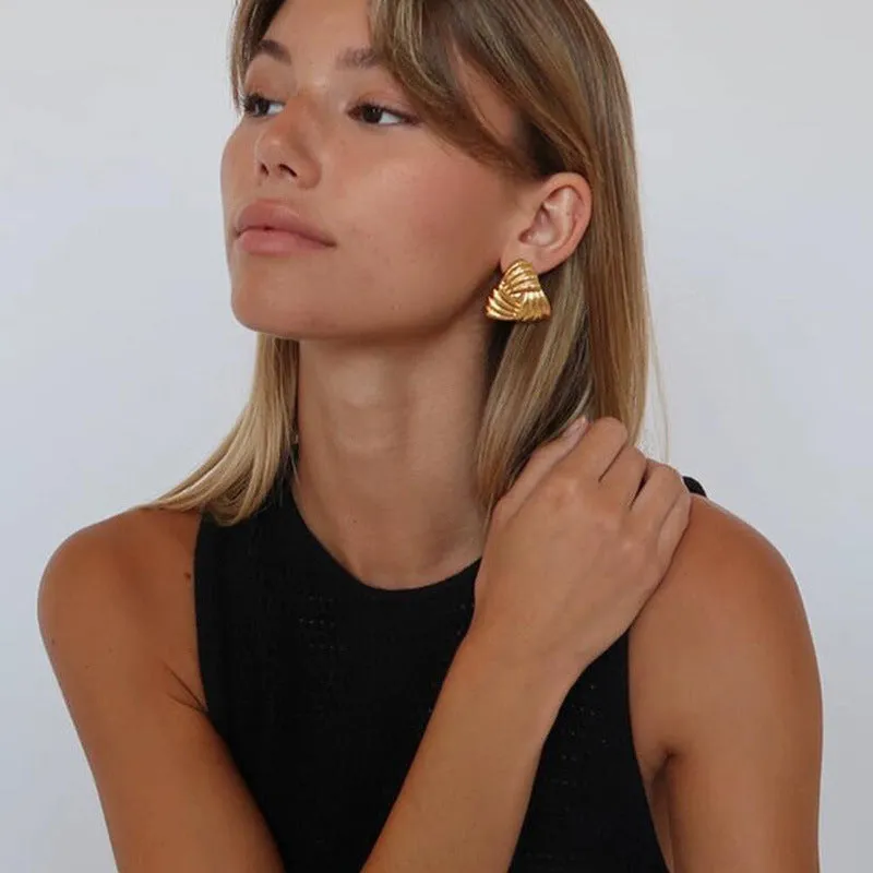 Wholesale Vintage Feather Ruffles Gold Stripe Triangle Earrings