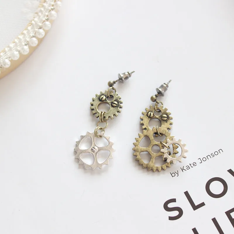 Wholesale Vintage Gear Chain Asymmetric Long Earrings