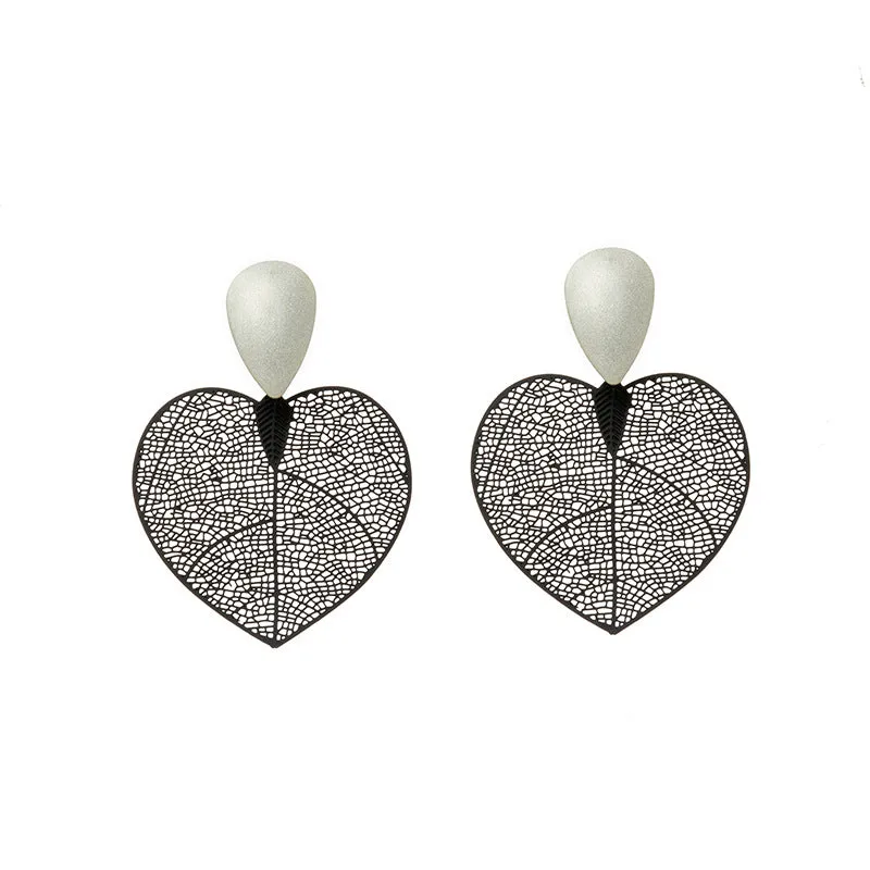 Wholesale Vintage Hollow Thin Leaf Black Heart Shaped Earrings