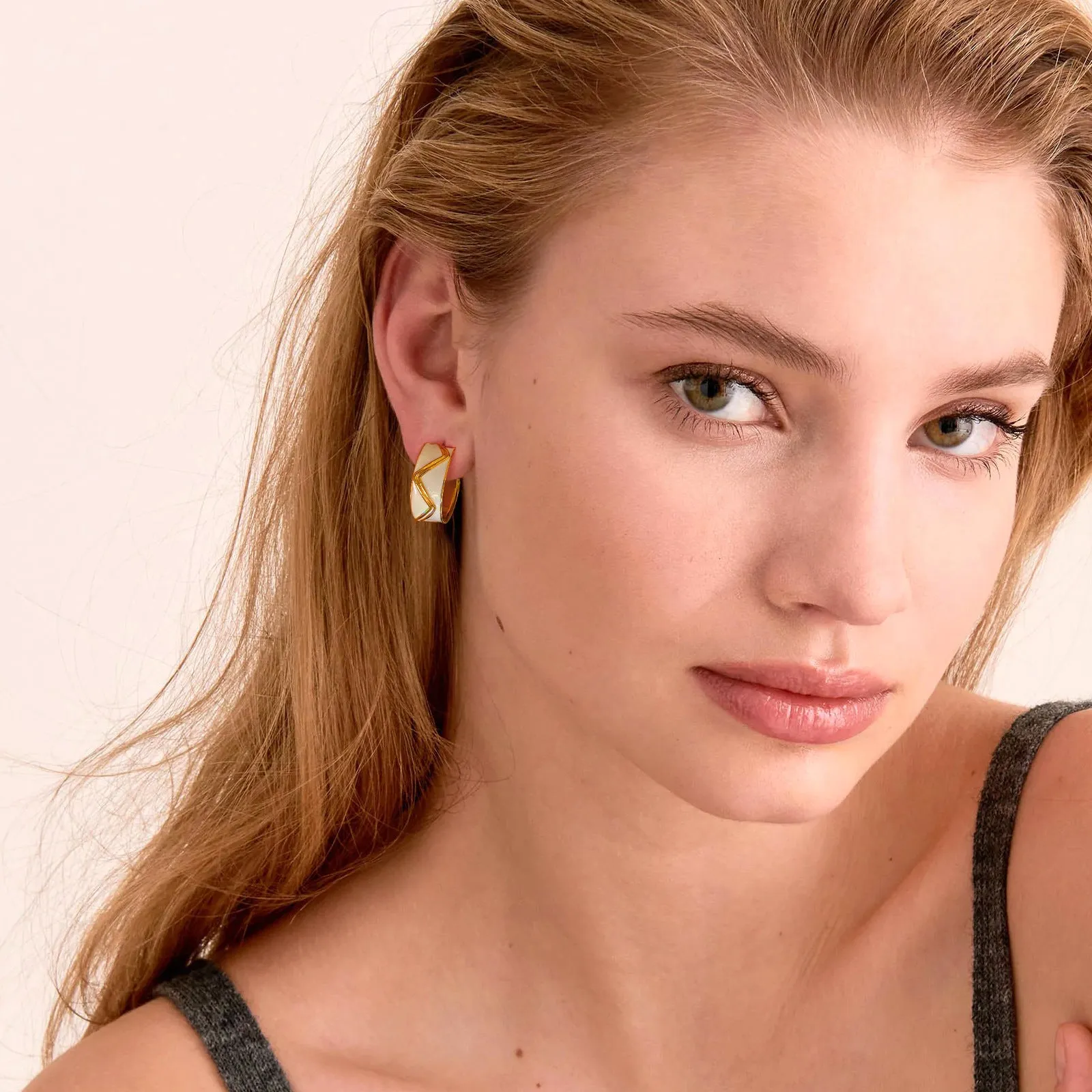 Wholesale Vintage Oil Dripping Series Peach Heart Irregular Earrings
