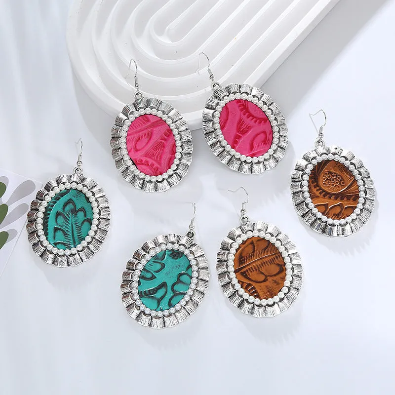 Wholesale Vintage Printed Leather Round Alloy Studded Pearl Earrings