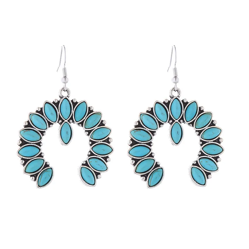 Wholesale Vintage Scalloped Turquoise Hollow Earrings