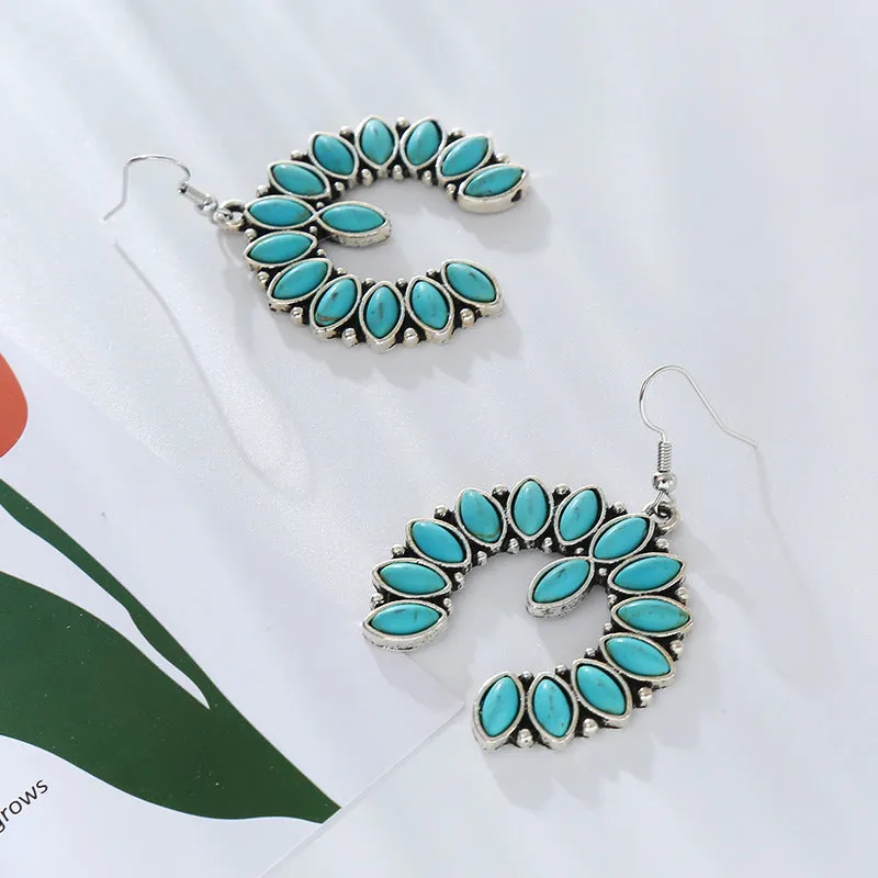 Wholesale Vintage Scalloped Turquoise Hollow Earrings