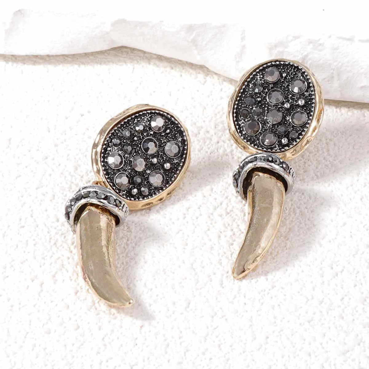 Wholesale Vintage shiny animal horn earrings