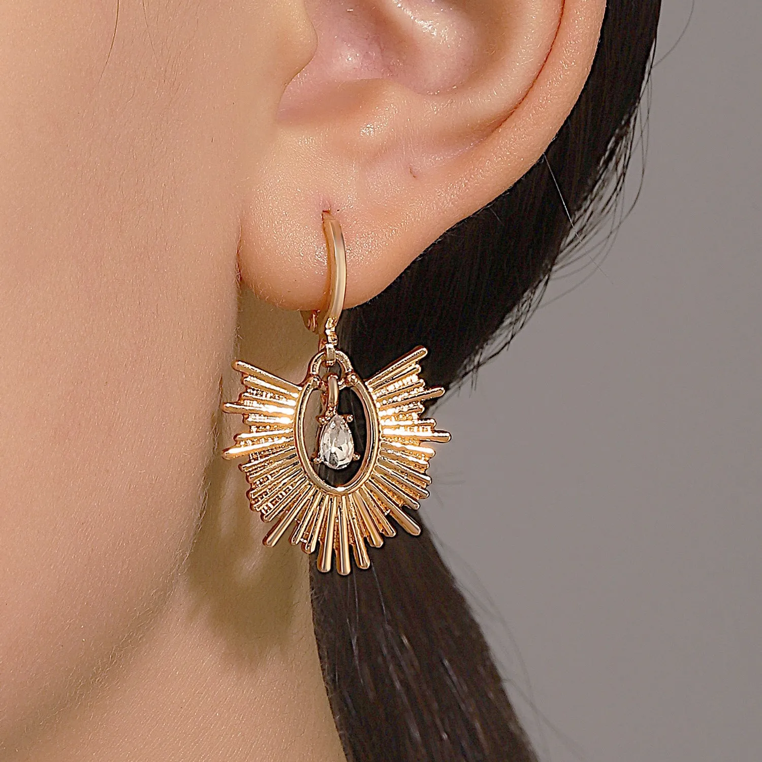 Wholesale Vintage Sun Alloy Earrings
