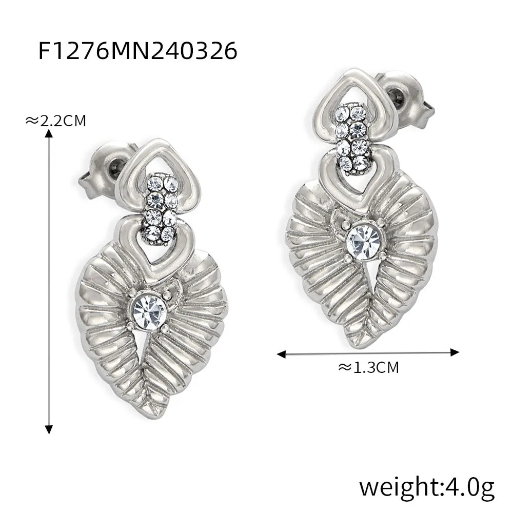 Wholesale Vintage Titanium Steel Gold Plated Geometric Flower Diamond Earrings