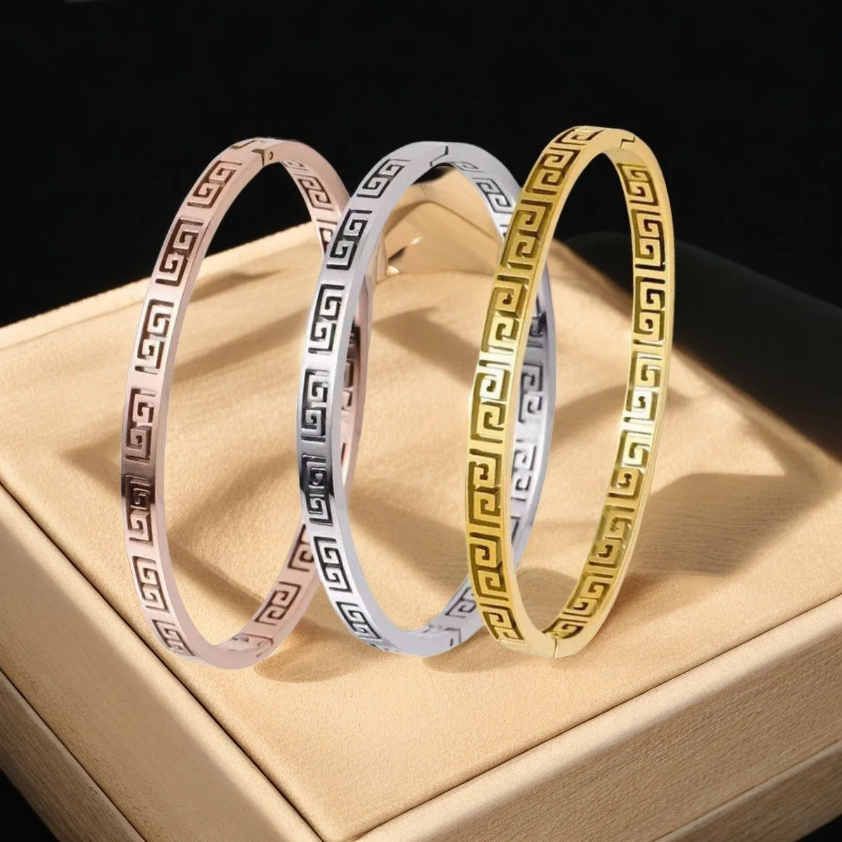 Wholesale Wall Pattern Titanium Steel Retro Ins Niche Design Feeling Bracelet OLY Exclusive