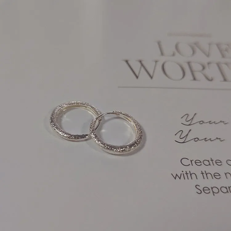Wholesale water drop hoop light luxury high-end new plain hoop unique earrings