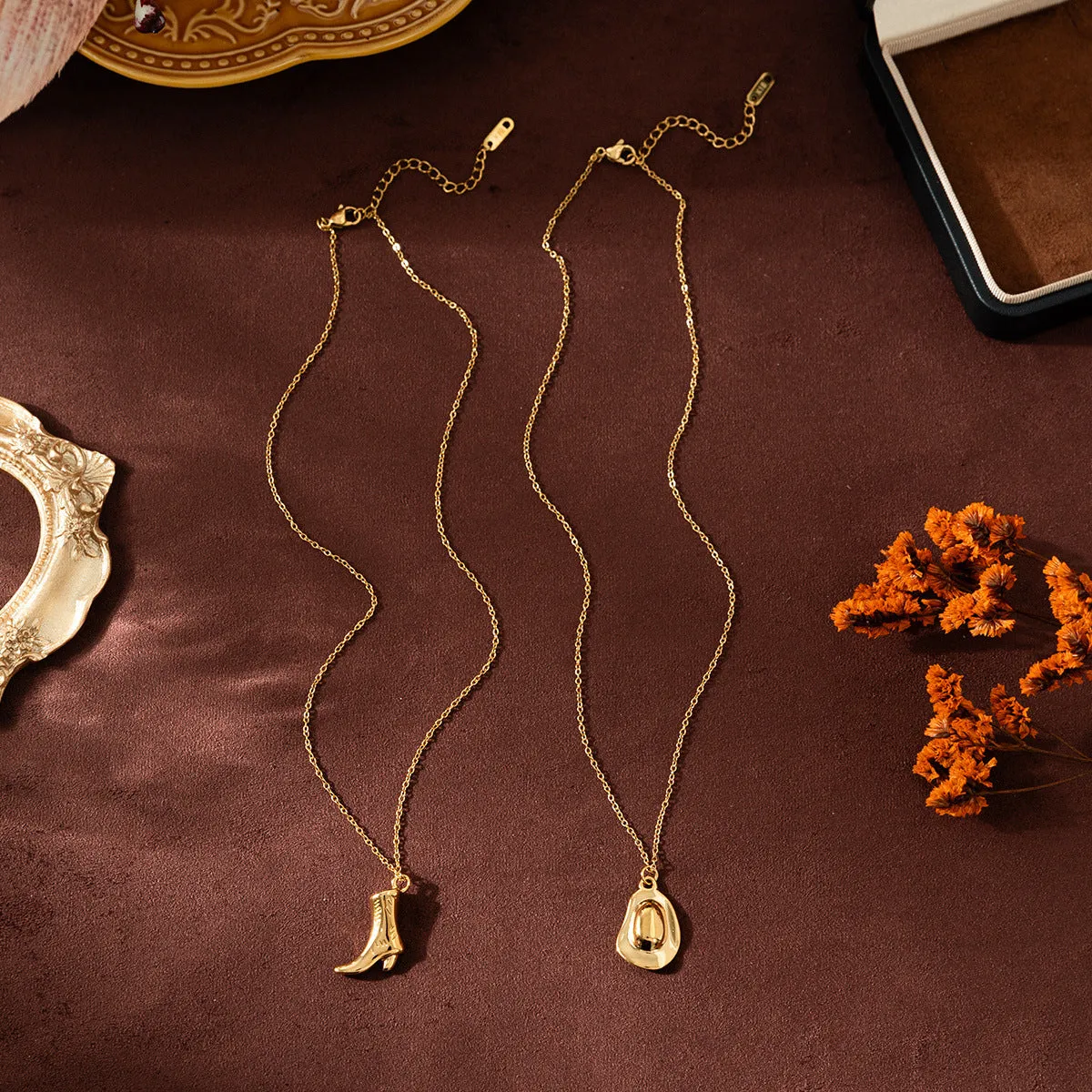 Wholesale Western style cowboy boots and hats, popular gold-plated personalized Earrings