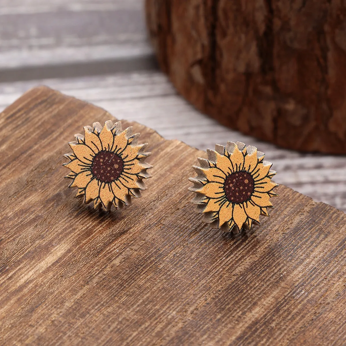 Wholesale Western Style Sunflower Flower Chrysanthemum Pattern Wooden Earrings