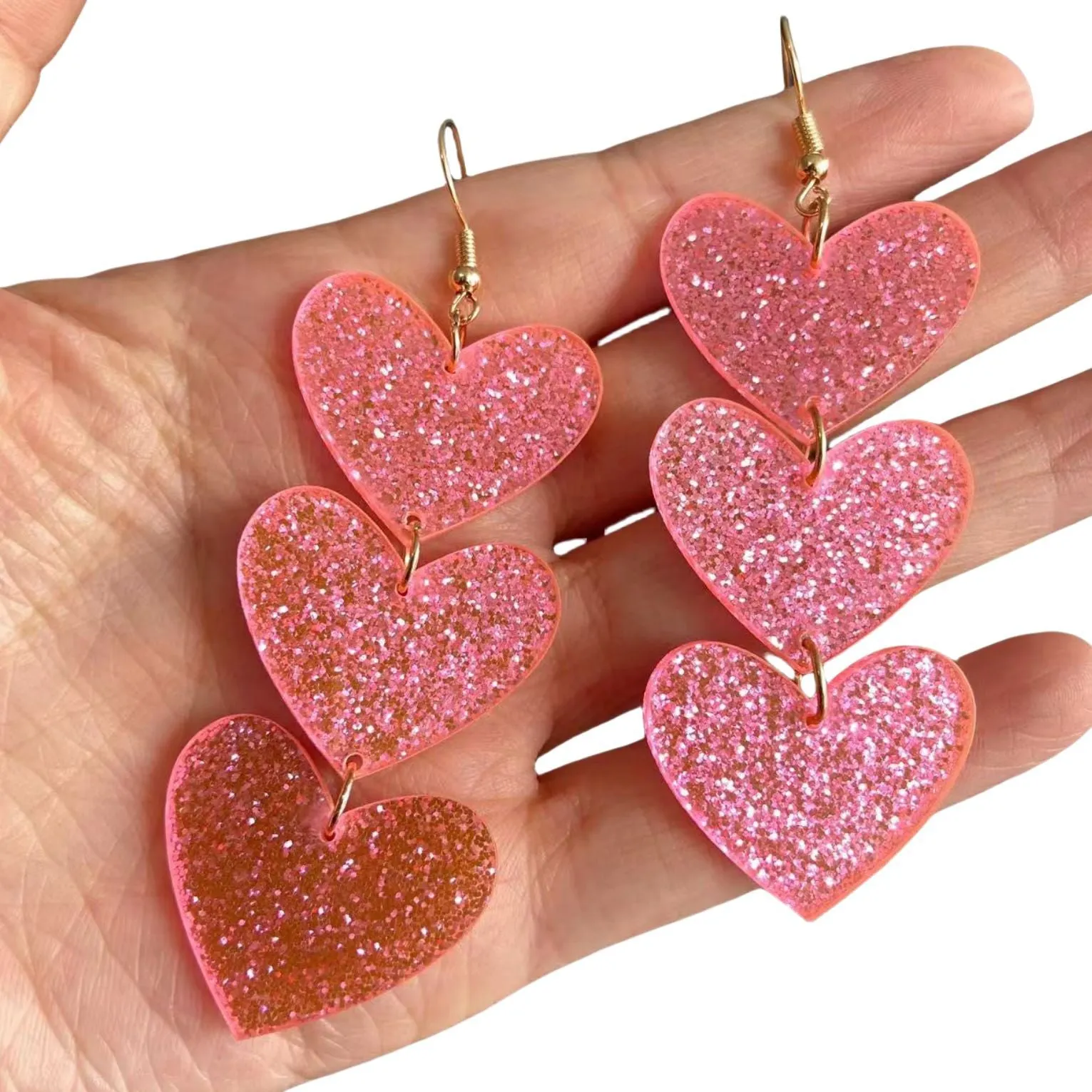 Wholesale Wholesale cute simple acrylic Valentine's Day love sequin earrings